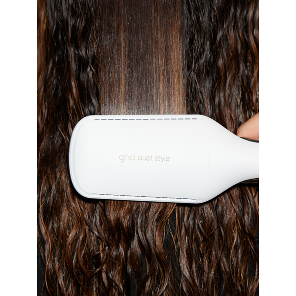 ghd Duet Style 2-in-1 Hot Air Styler - White